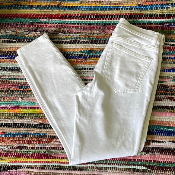 Gap True Skinny White Jeans-#1824 - Picture 9 of 12